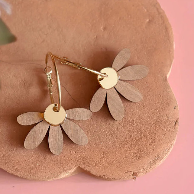 Jumbo Daisy Hoop Earring - Cherrywood & Gold