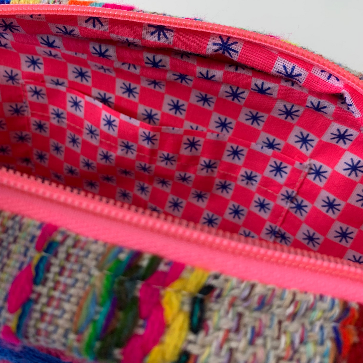 AMOUR Cosmetic Pouch