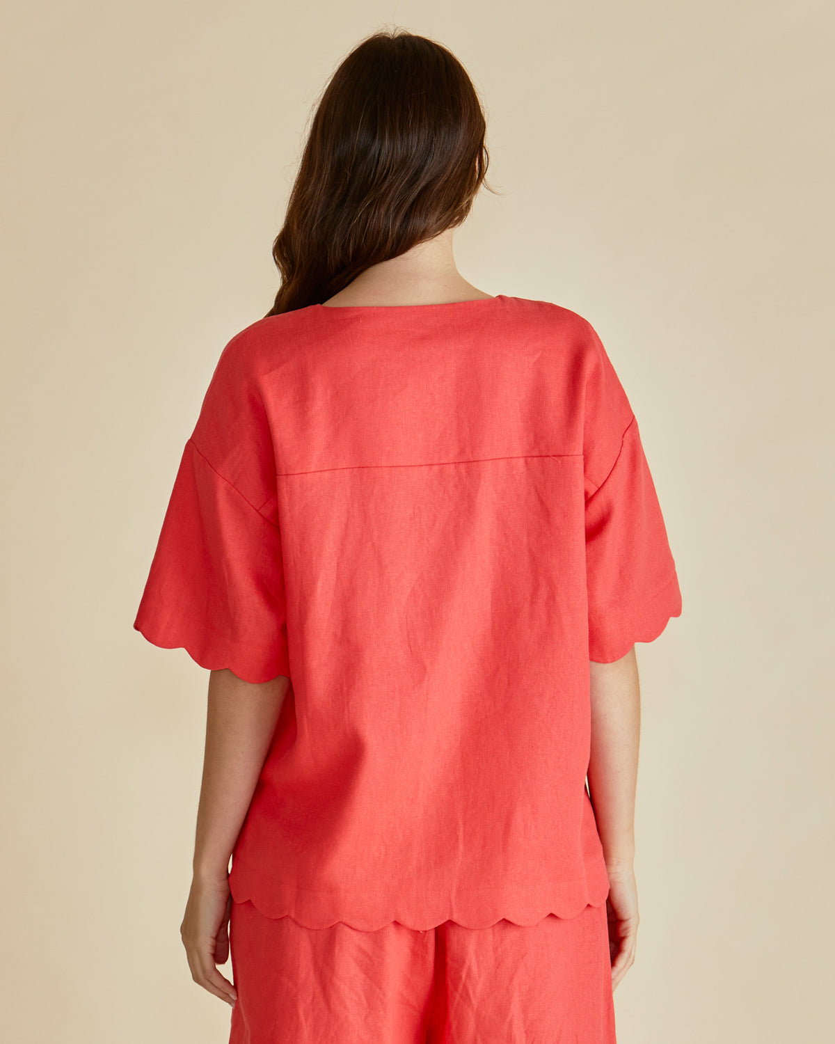Shop the Scarlett Shirt from betty basics at Loloma Living Tamborine Mountain linen blend shirt from loloma living