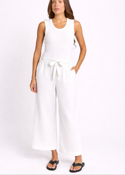 Bella Crop Pants by Betty Basics