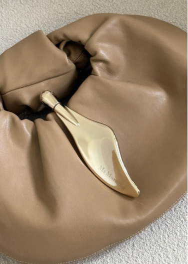 Facial Gua Sha Tool by Ms Morning